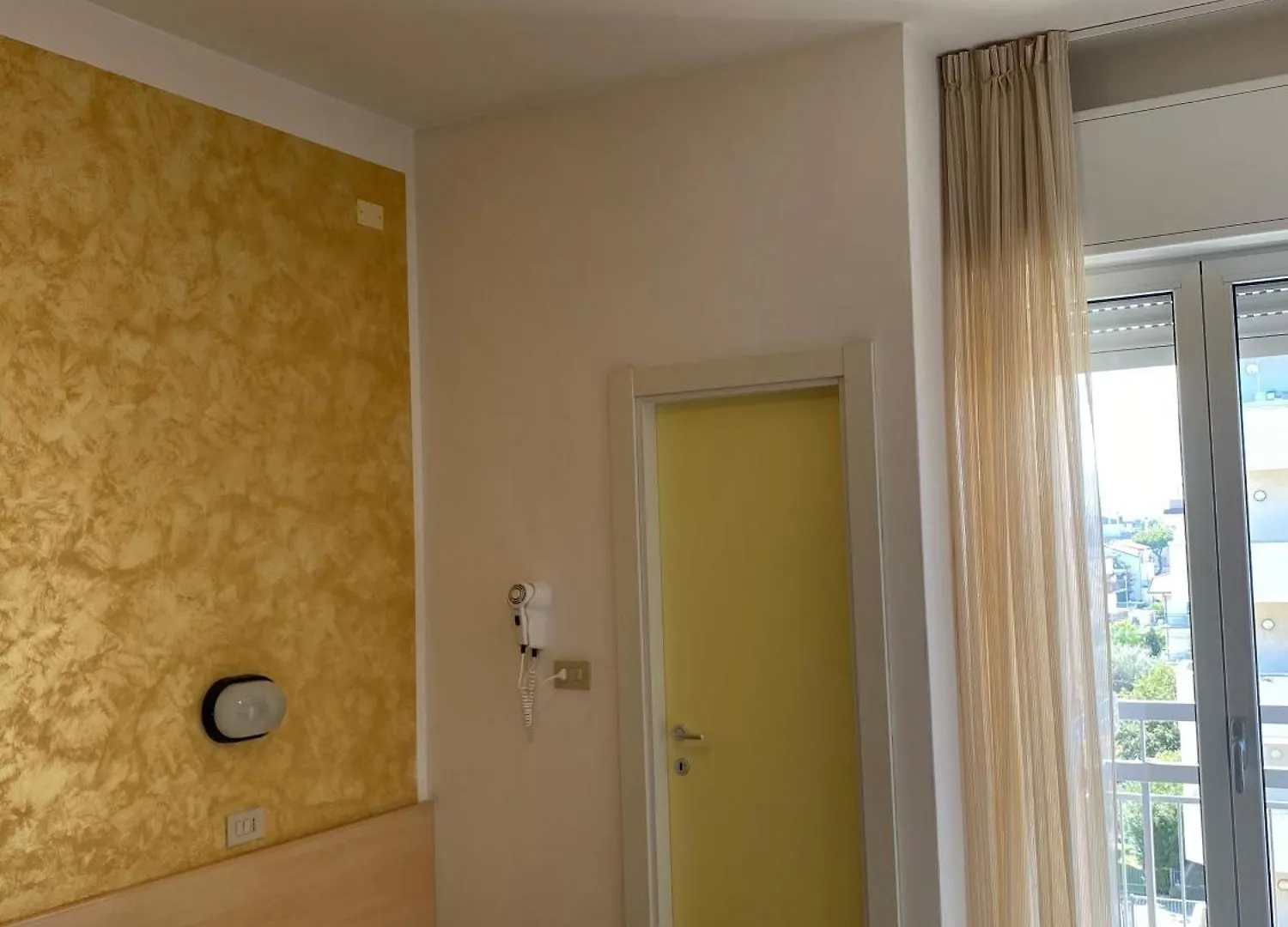Hotel Loretta リミニ